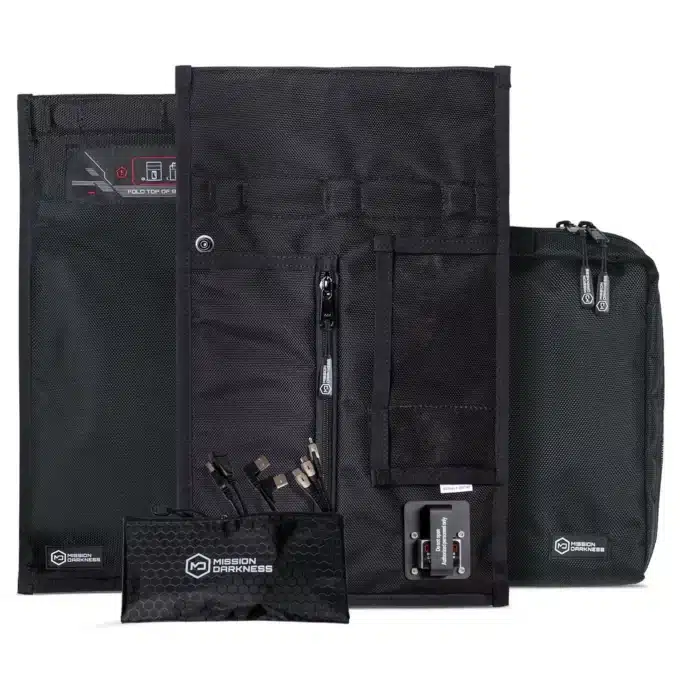 Mission Darkness™ Fönsterlös Charge & Shield Faraday Bag