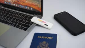 Cryptsec | SIMPoYo uFi - Plug & Play 4G USB Router 10Gb EU Data